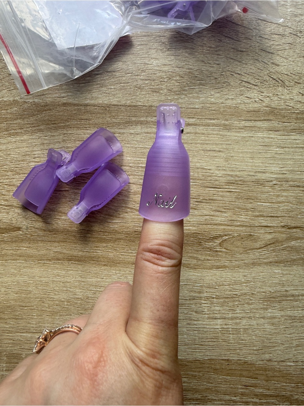 Nail Polish Remover Clips & CND foil remover pads